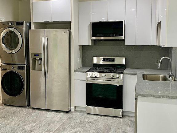 4th image of 27817 Hawthorne Blvd #1/2
