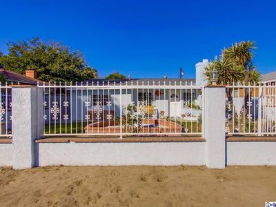 15239 Covello St, Van Nuys, CA, 91405
