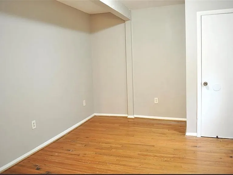 3047 Alston Dr — Photo 4