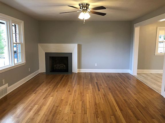 3rd image of 225 Forest Hill Dr