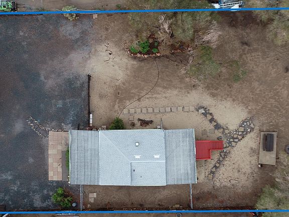 3rd image of 5587 Lupin Dr