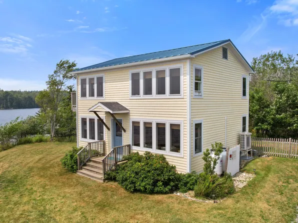 74 Spindle Road, Ellsworth, ME 04605