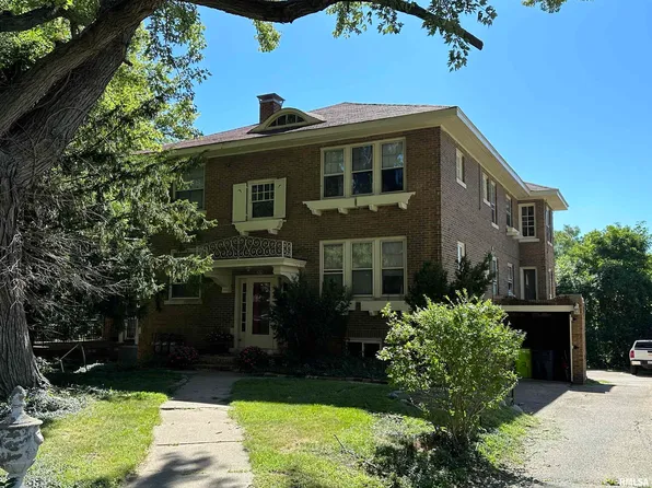504 W High St, Peoria, IL 61606