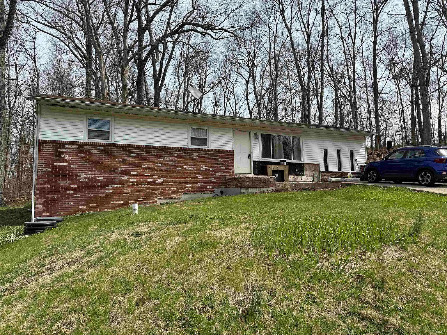 6655 S Harmony Rd photo 1
