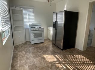 4221 5th St, Riverside, CA 92501