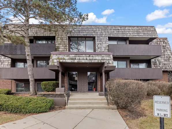 548 Timber Ridge Dr APT 108, Carol Stream, IL 60188