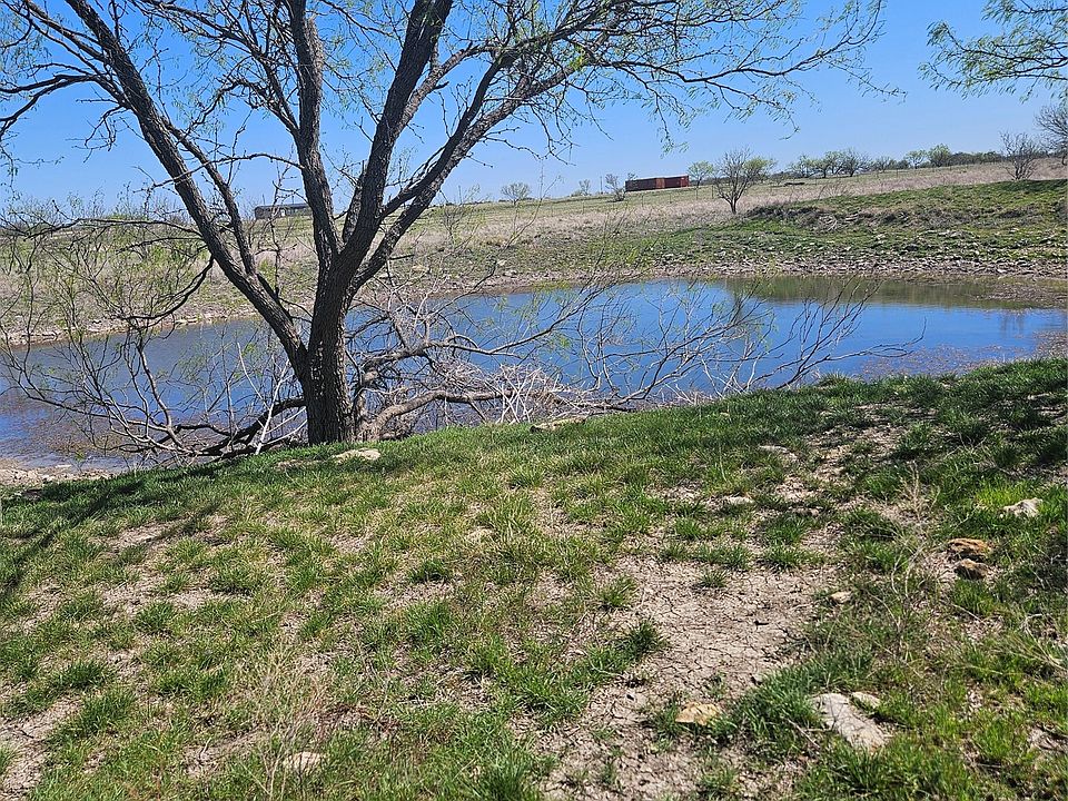 2nd image of 507 Private Road 6271