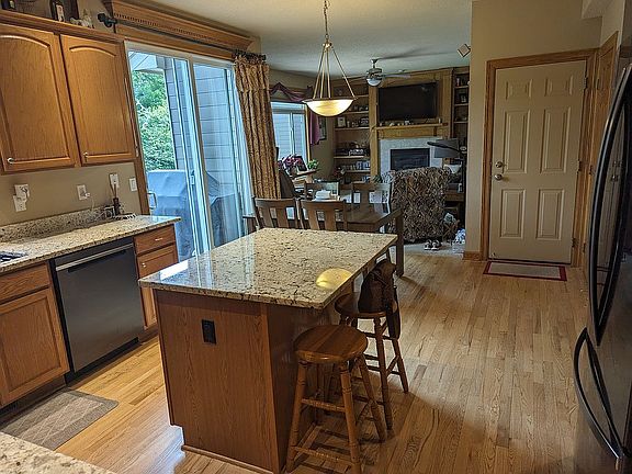 5th image of 740 Patterson Dr