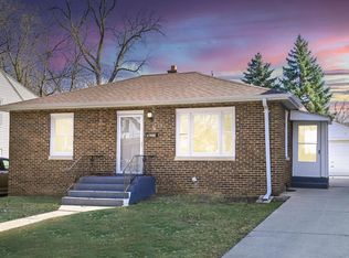 236 N 61st St, Milwaukee, WI 53213