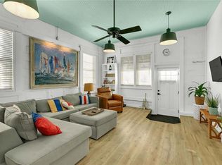 31 Cross St, Urbanna, VA 23175