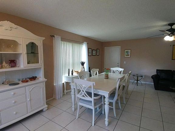 5th image of 4 Lake Vista Trl APT 101