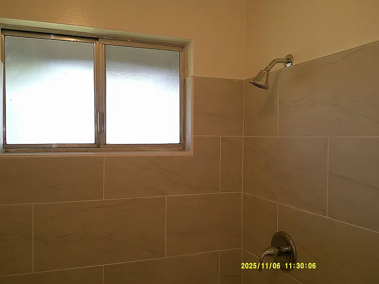 390 S Almond St — Photo 33