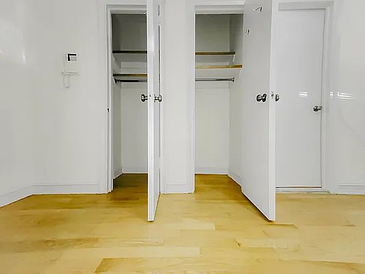 5th image of 214 E 51st St APT 1g
