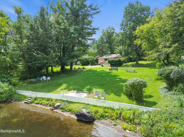 263 Shore Rd, Pittsfield, MA 01254