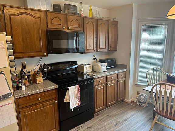 4th image of 13169 Ashnut Ln