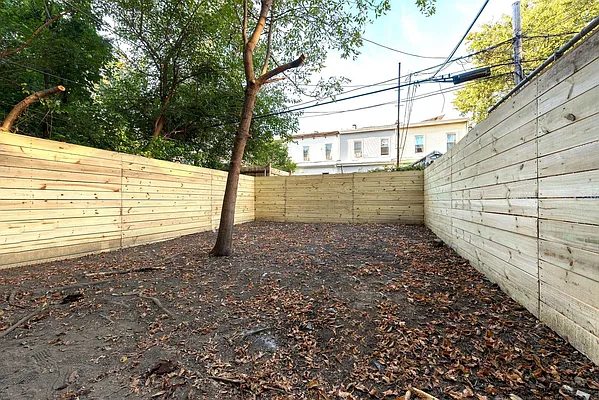 Rented by Compass | media 13