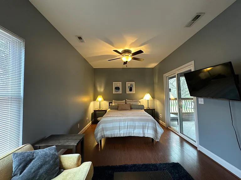 321 N Summit Ave — Photo 18
