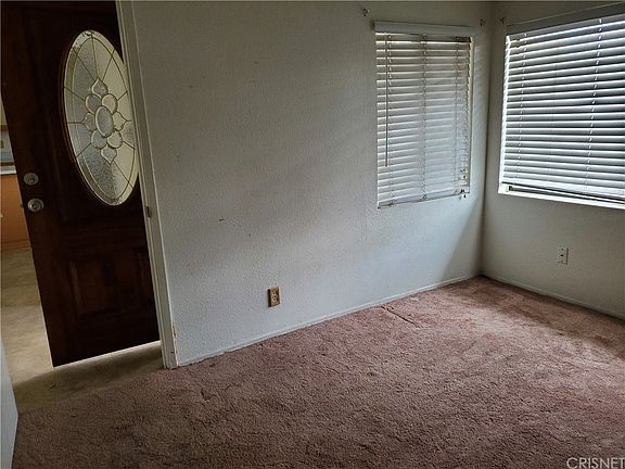 4th image of 272 E Avenue J12