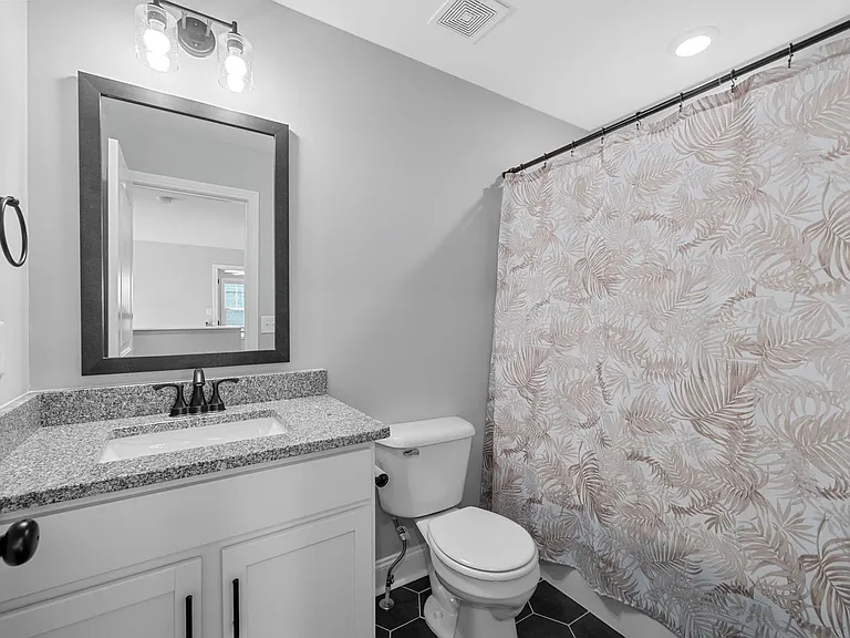 573 Bowden Dr — Photo 31