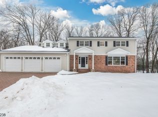 5 Pin Oak Rd, West Caldwell Twp., NJ 07006