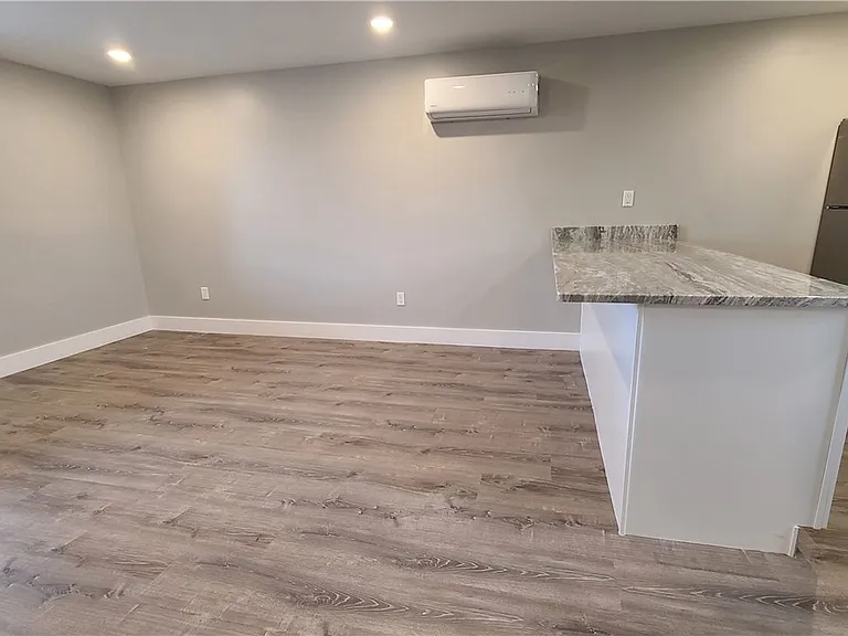 1331 Freeport Rd — Photo 21