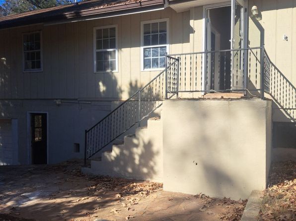 163 Julia Ln