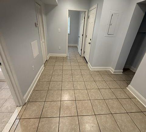 5th image of 421 Burbank St SE #5