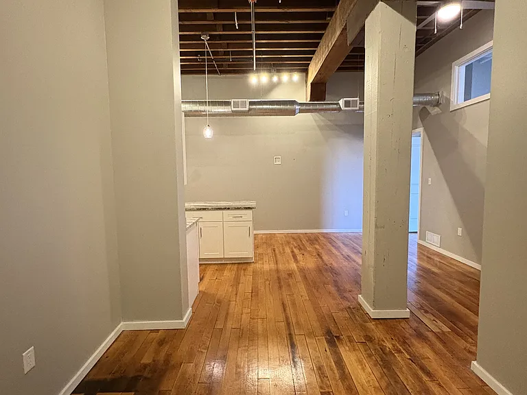 116 N 5th St #205 — Photo 3