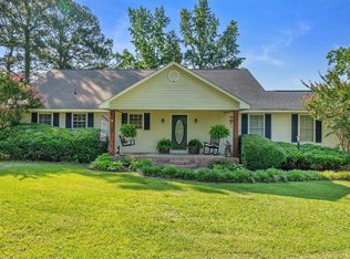 1240 Ponderosa Dr, Cassatt, SC 29032