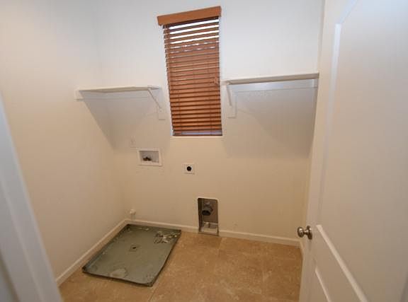 2nd image of 1816 Golden Willow Ave