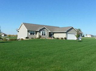 23158 Antler Trl, Anamosa, IA 52205