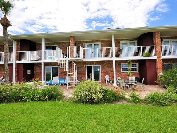 2nd image of 83 Comares Ave APT 3A