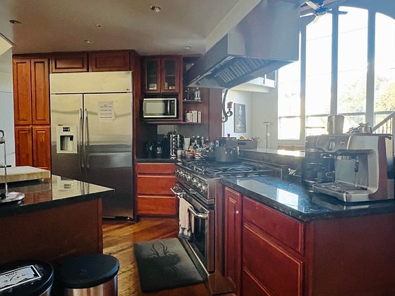 4th image of 439 Guerrero St #2