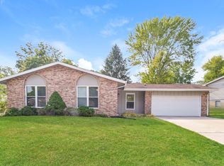 816 Concordia Ln, Saint Charles, MO 63301