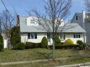 1613 Little Neck Ave, Bellmore, NY 11710