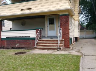 1753 Burgess Rd, Cleveland, OH 44112
