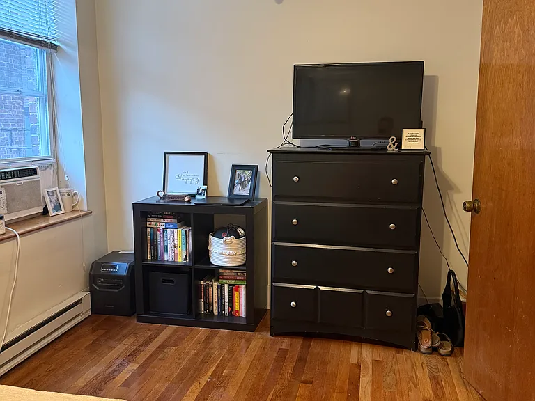 156 Salem St #3R — Photo 6