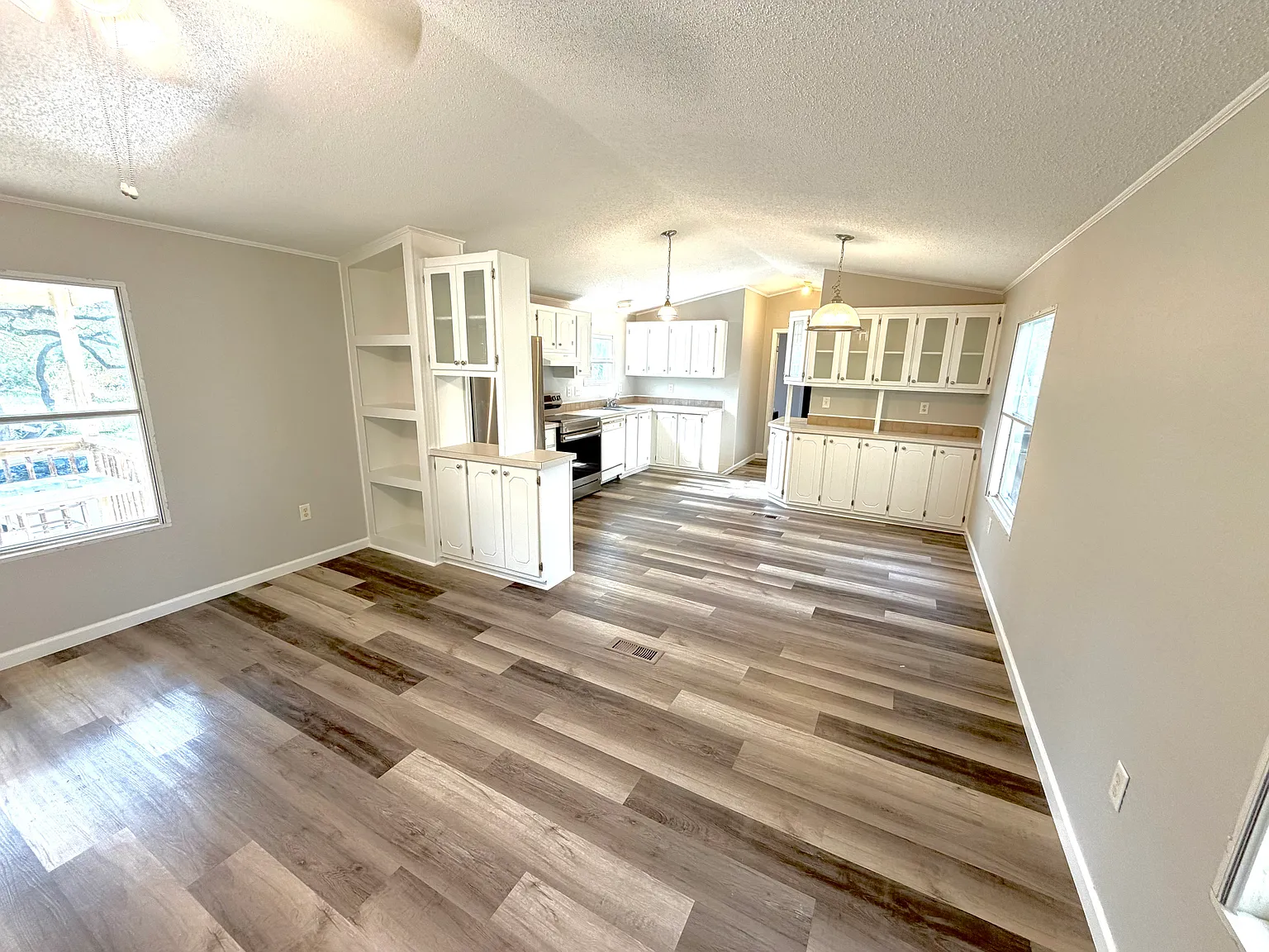 515 Spur Trl — Photo 3