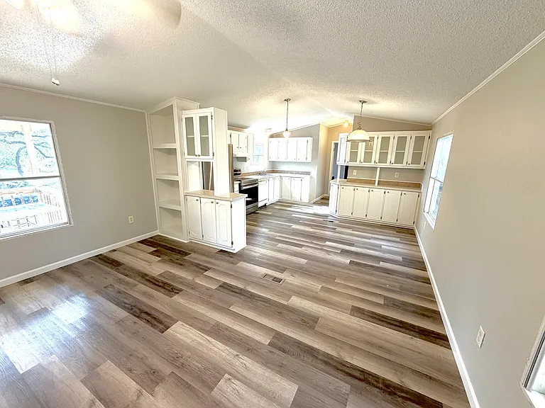 515 Highway 191 — Photo 3