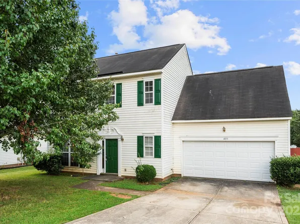4033 Lakota Ct, Charlotte, NC 28269