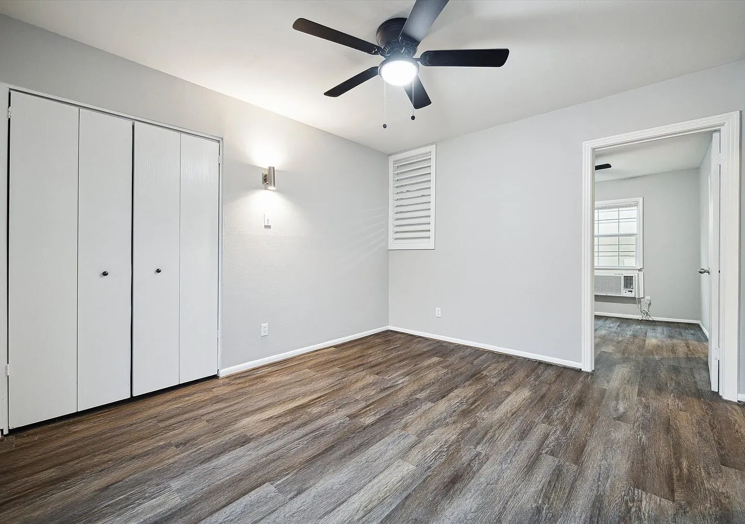 2202 Park Street — Photo 4