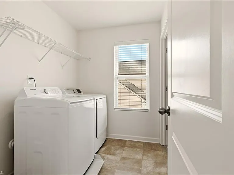 849 Bitting Hall Dr — Photo 38