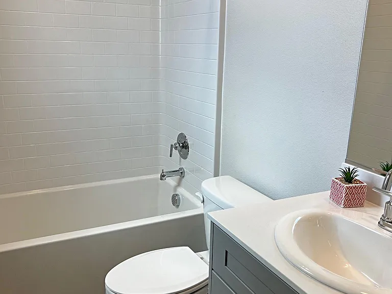 298 Lockhart Way — Photo 16