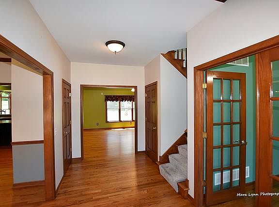 5th image of 1823 Winmont Ct