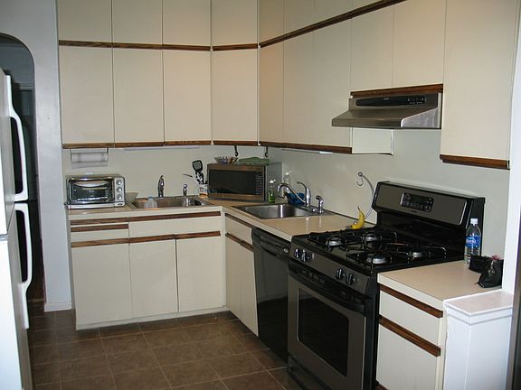 2nd image of 6613 Burns St #2
