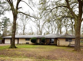 24 Catalina Rd, Huntsville, TX 77340