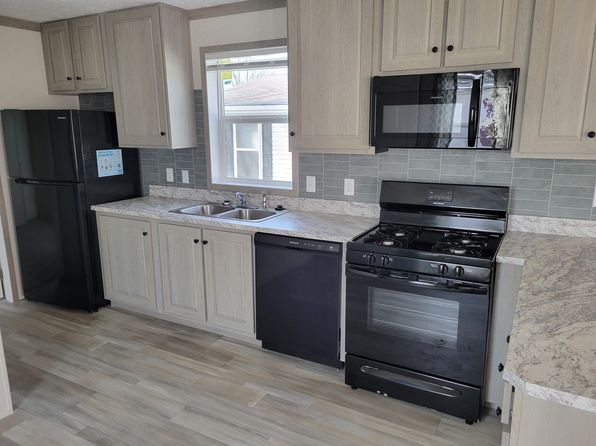 240 Cambridge Dr #240