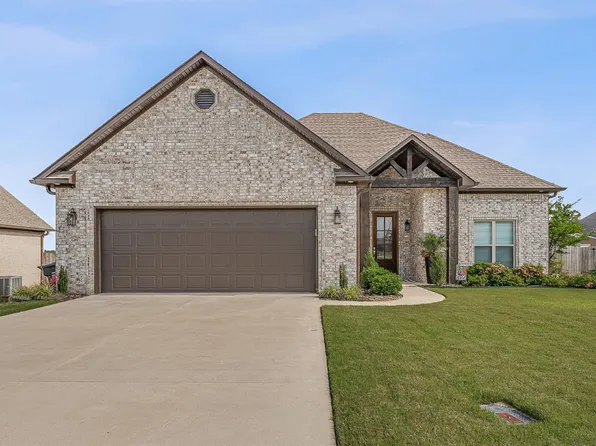 1047 Mark Cir, Jonesboro, AR 72404