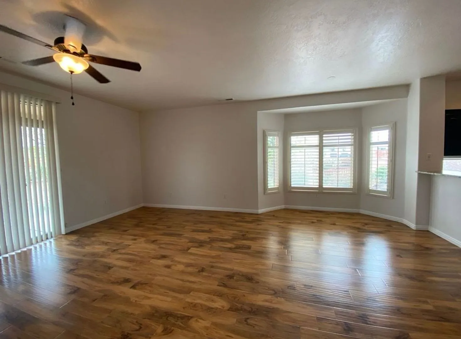 Spacious Home For Rent In Coral Canyon — Photo 4