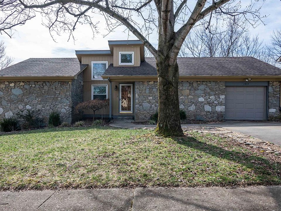 1st image of 1917 Cottonwood Dr